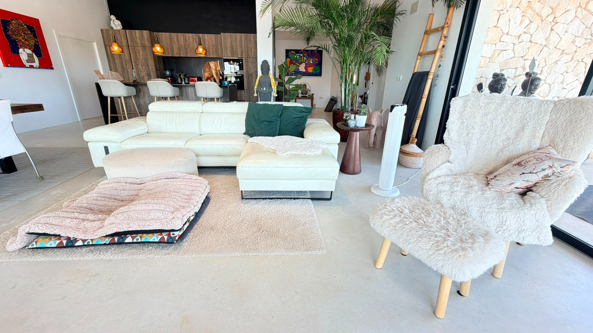 Villa for sale in Pinoso, Alicante, Spain