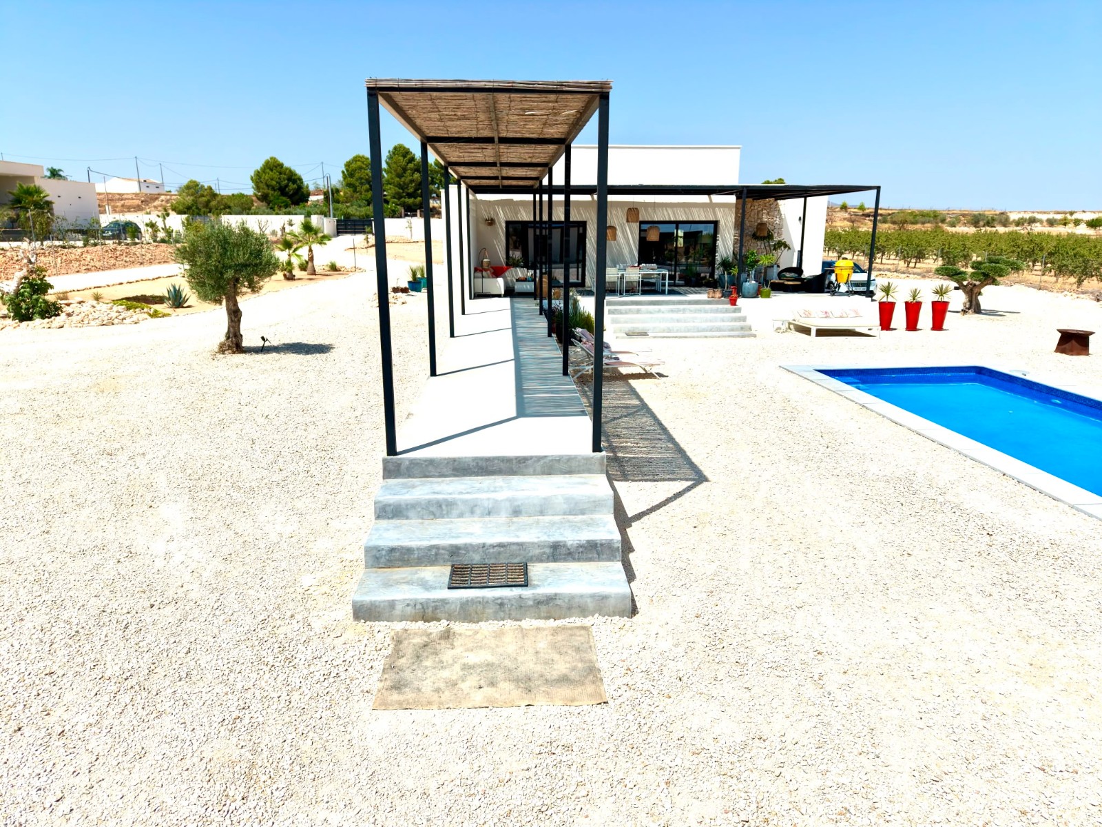 Villa for sale in Pinoso, Alicante, Spain