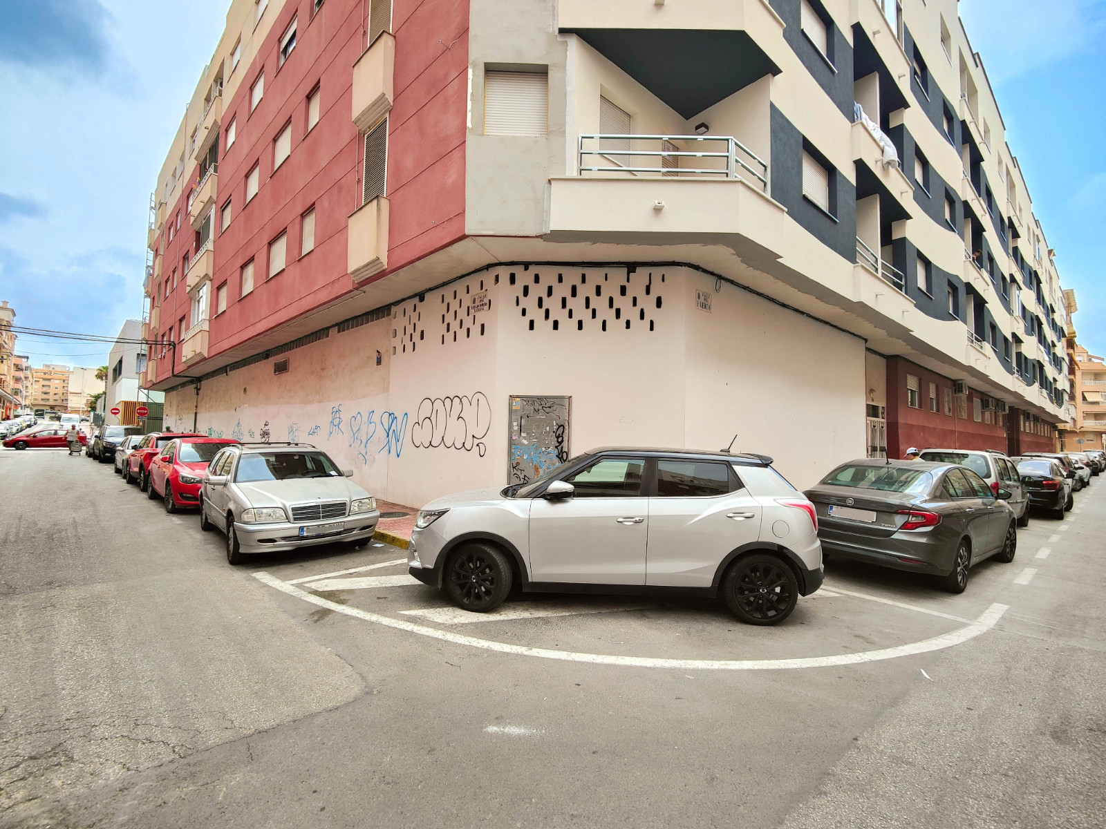 Commercial unit for sale in Torrevieja, Alicante, Spain