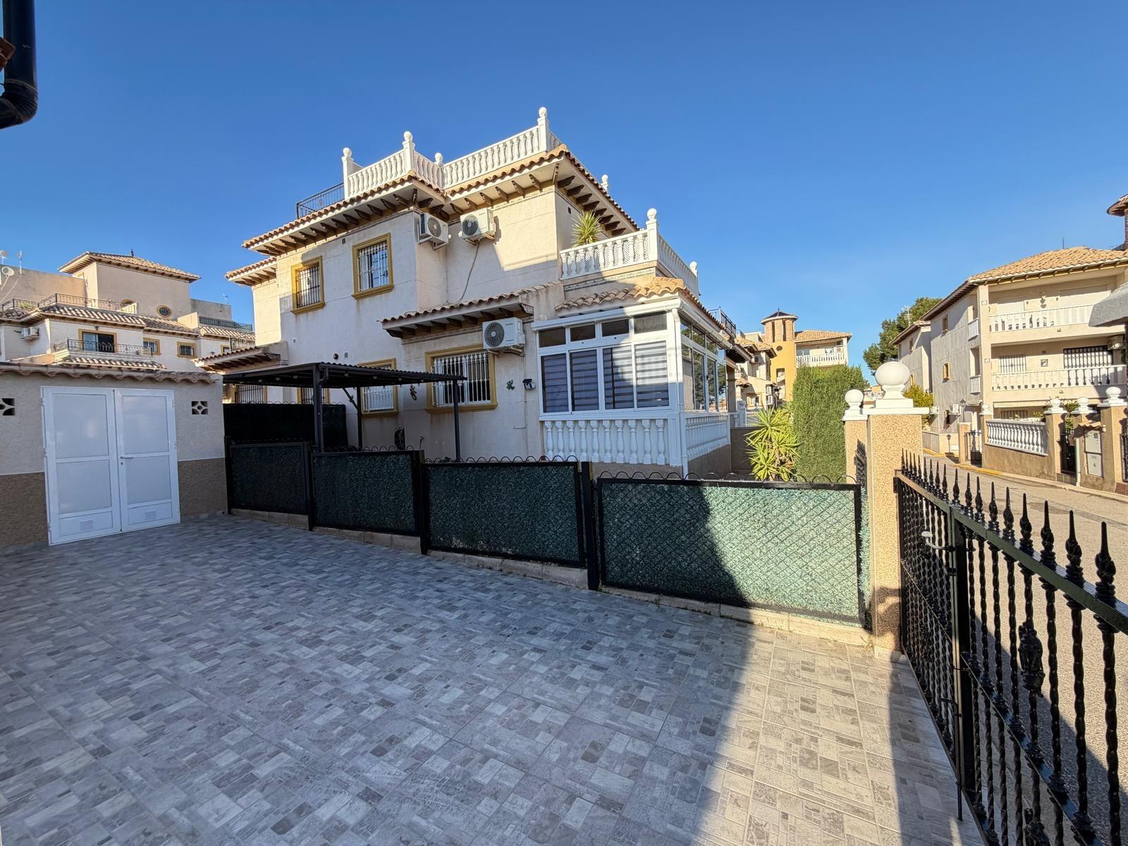 Town House for sale in Orihuela Costa, Alicante, Spain