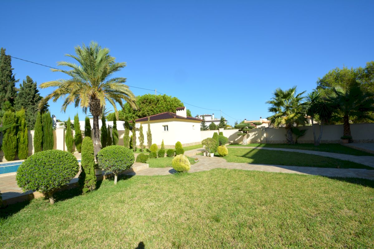 Villa for sale in Orihuela Costa, Alicante, Spain