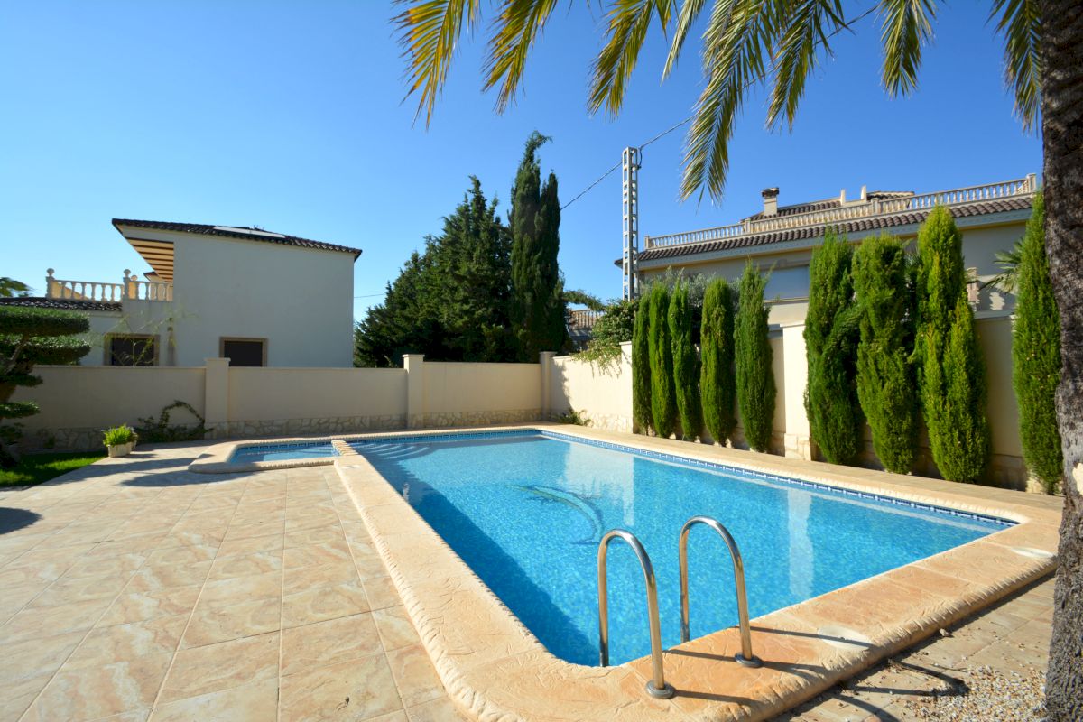 Villa for sale in Orihuela Costa, Alicante, Spain