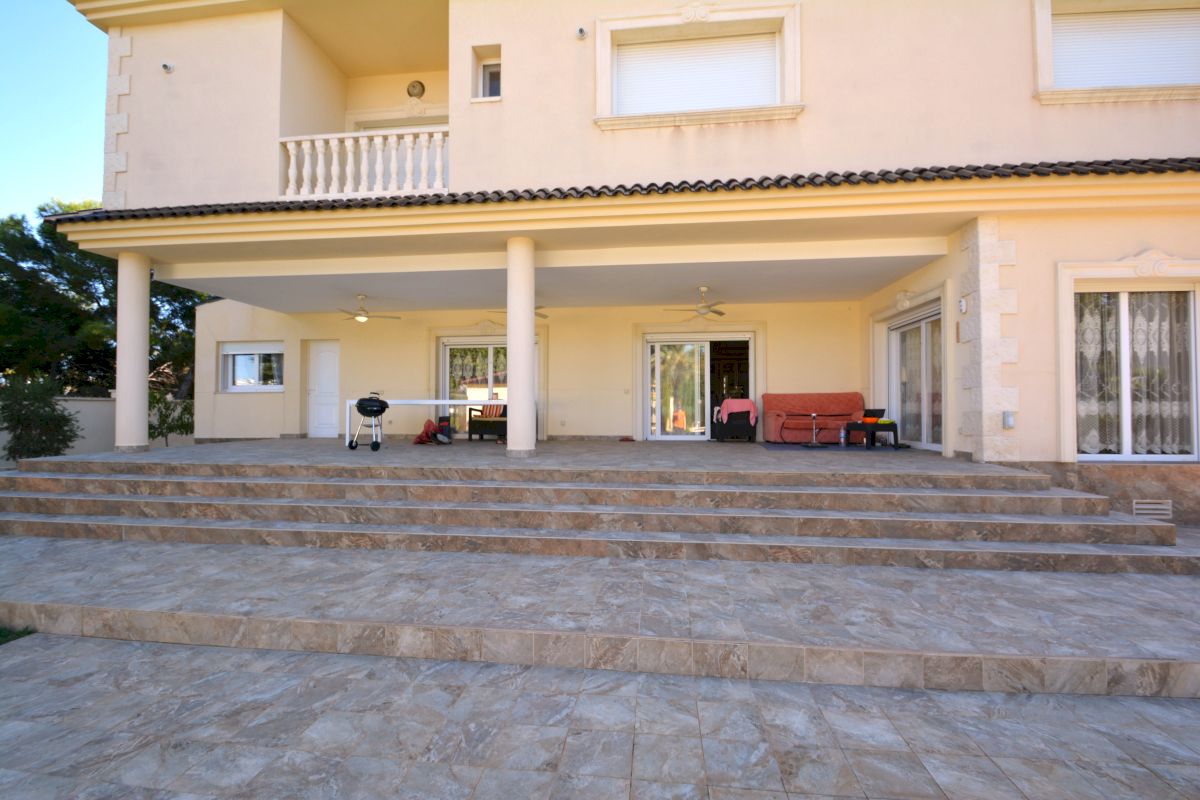 Villa for sale in Orihuela Costa, Alicante, Spain