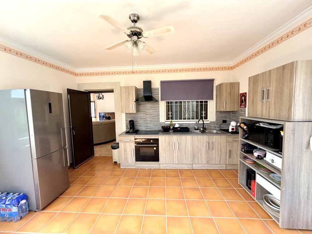 Villa for sale in Benijofar, Alicante, Spain