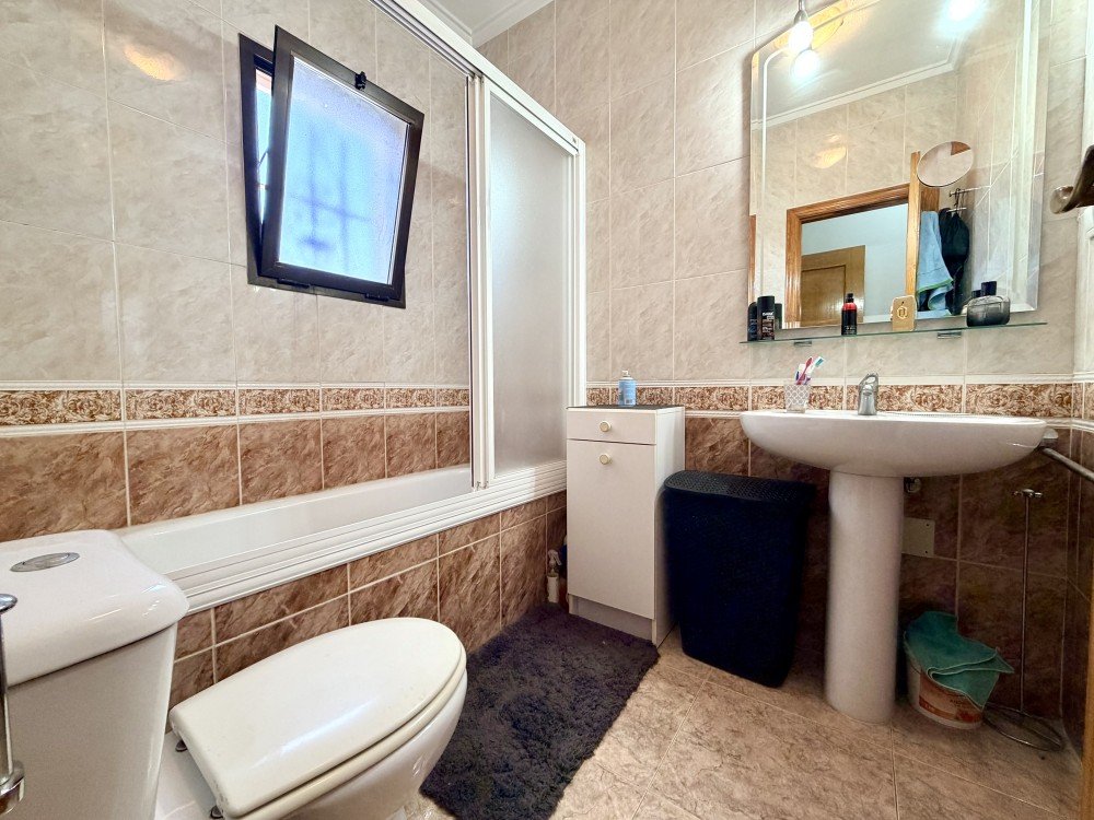 Villa for sale in Benijofar, Alicante, Spain