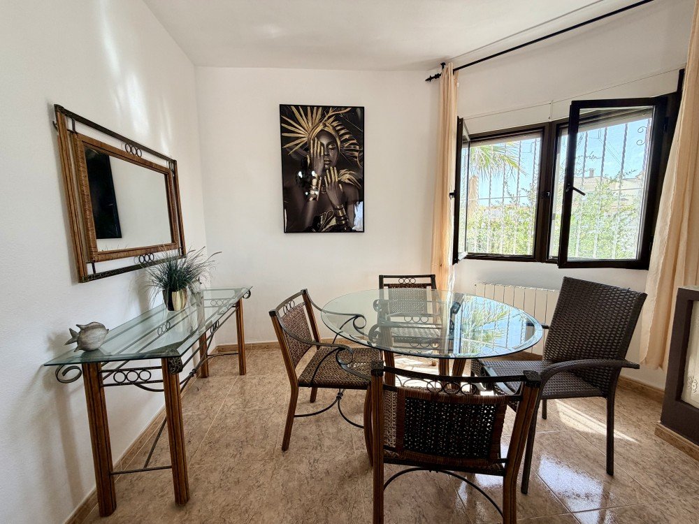 Villa for sale in Benijofar, Alicante, Spain