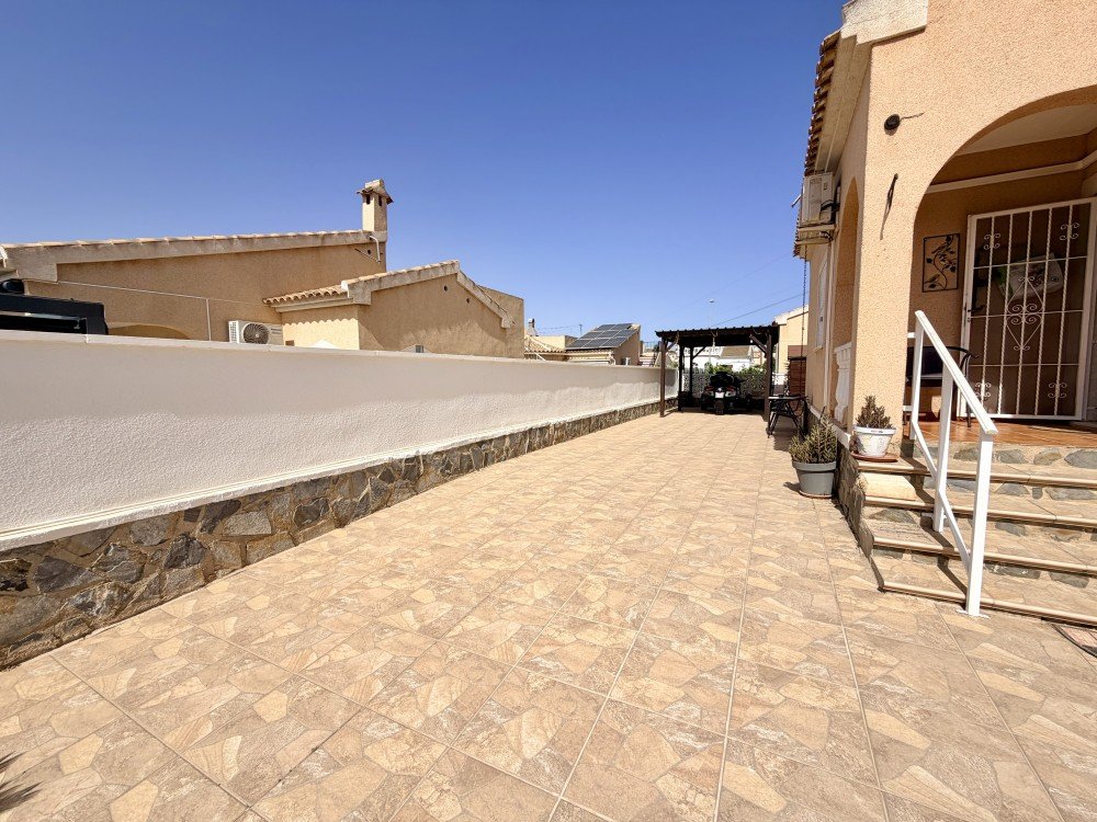 Villa for sale in Benijofar, Alicante, Spain
