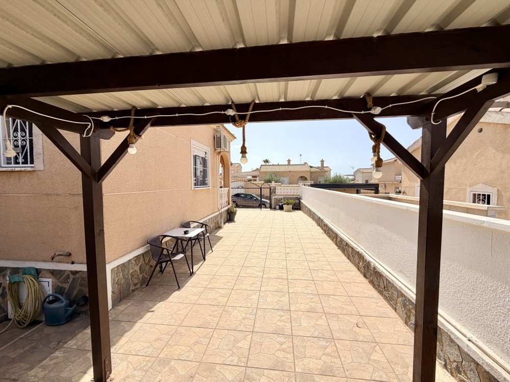 Villa for sale in Benijofar, Alicante, Spain