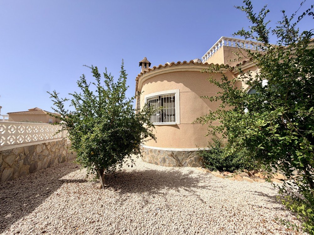 Villa for sale in Benijofar, Alicante, Spain