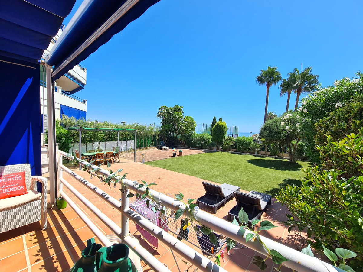 Apartment for sale in San Luis De Sabinillas, Málaga, Spain