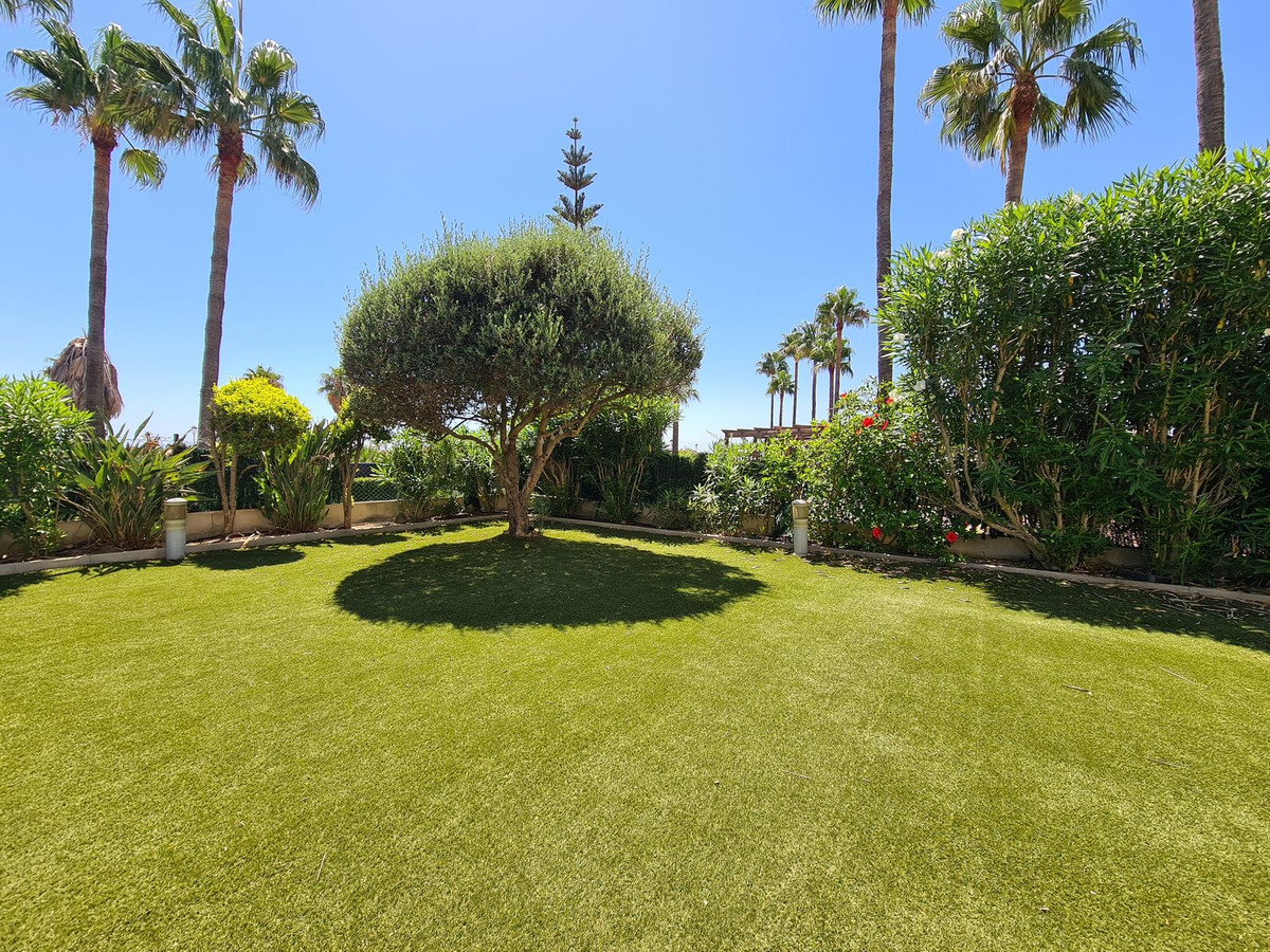 Apartment for sale in San Luis De Sabinillas, Málaga, Spain