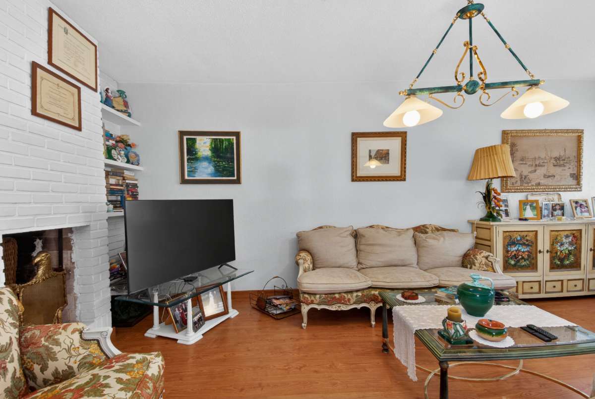 Villa for sale in Lo Pagan, Murcia, Spain