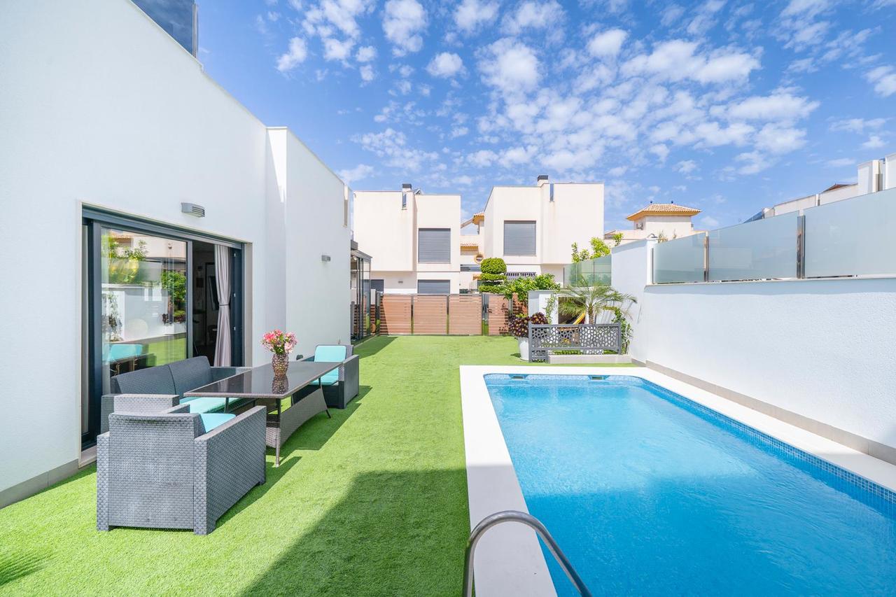 Villa en venta en Torrevieja