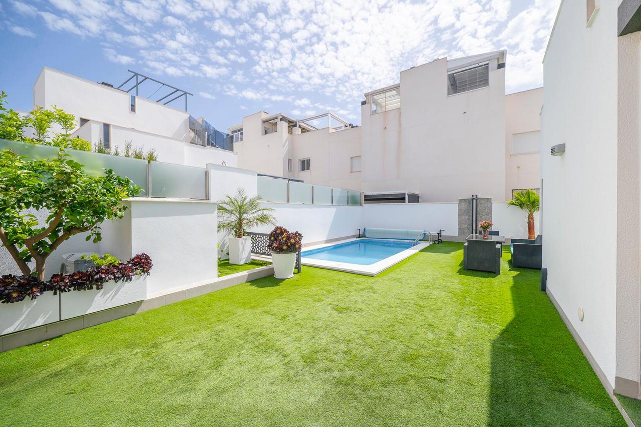 Villa en venta en Torrevieja
