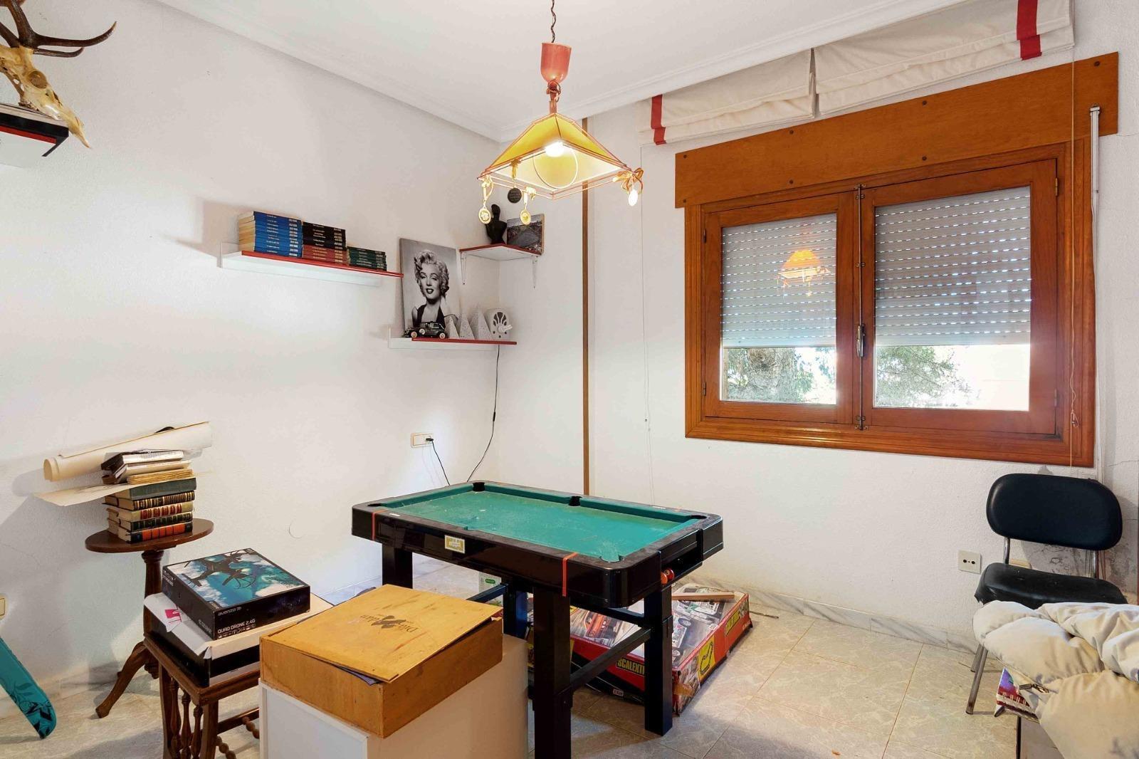 Villa for sale in Torrevieja, Alicante, Spain