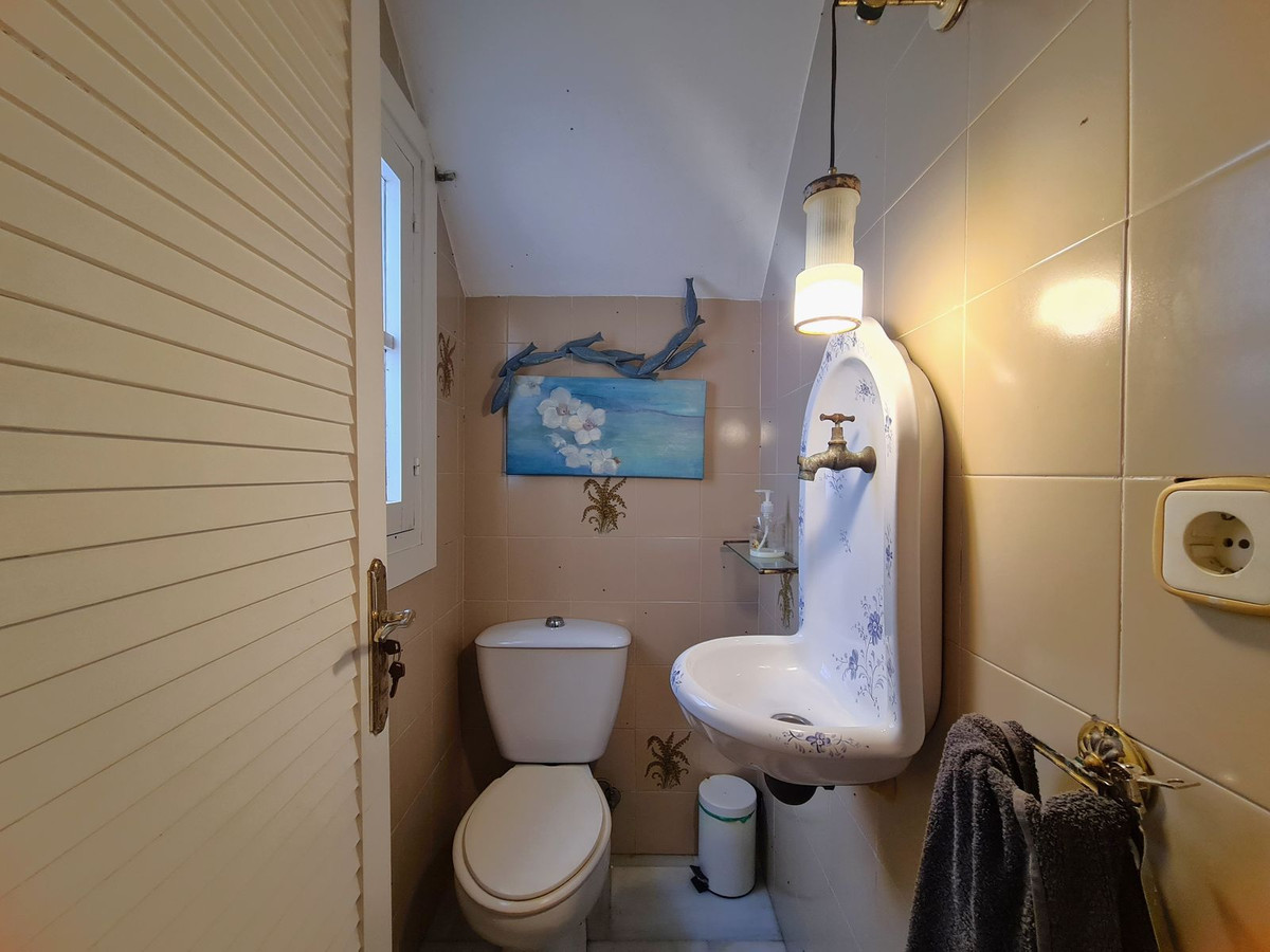 Town House for sale in La Duquesa, Málaga, Spain