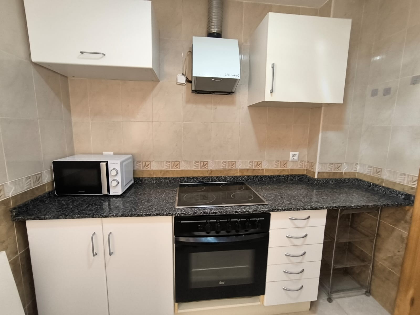 Apartment for sale in Pinoso, Alicante, Spain