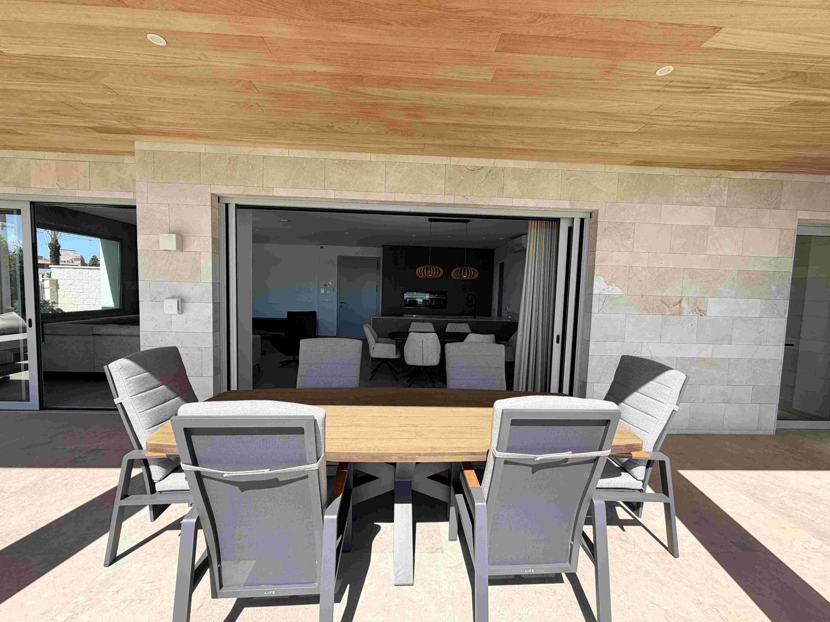 Villa for sale in Benijofar, Alicante, Spain