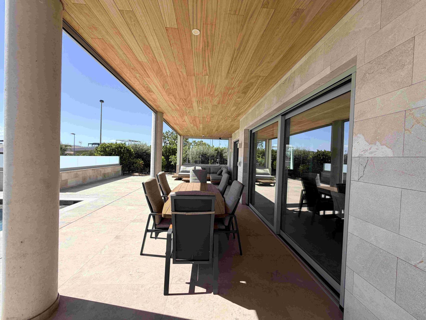 Villa for sale in Benijofar, Alicante, Spain
