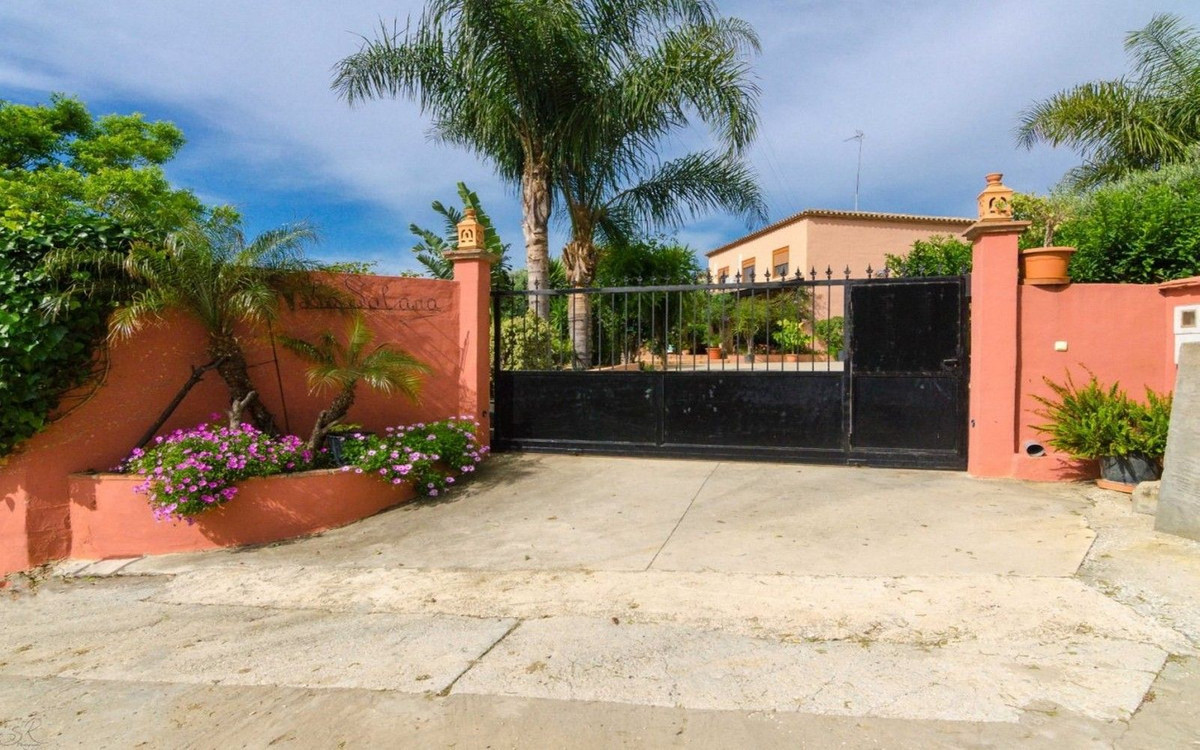 Finca for sale in Estepona, Málaga, Spain