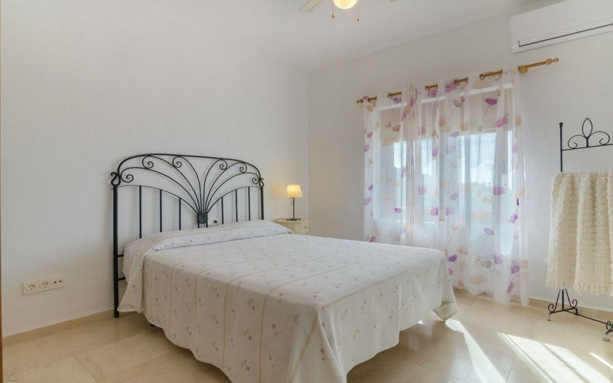 Finca for sale in Estepona, Málaga, Spain