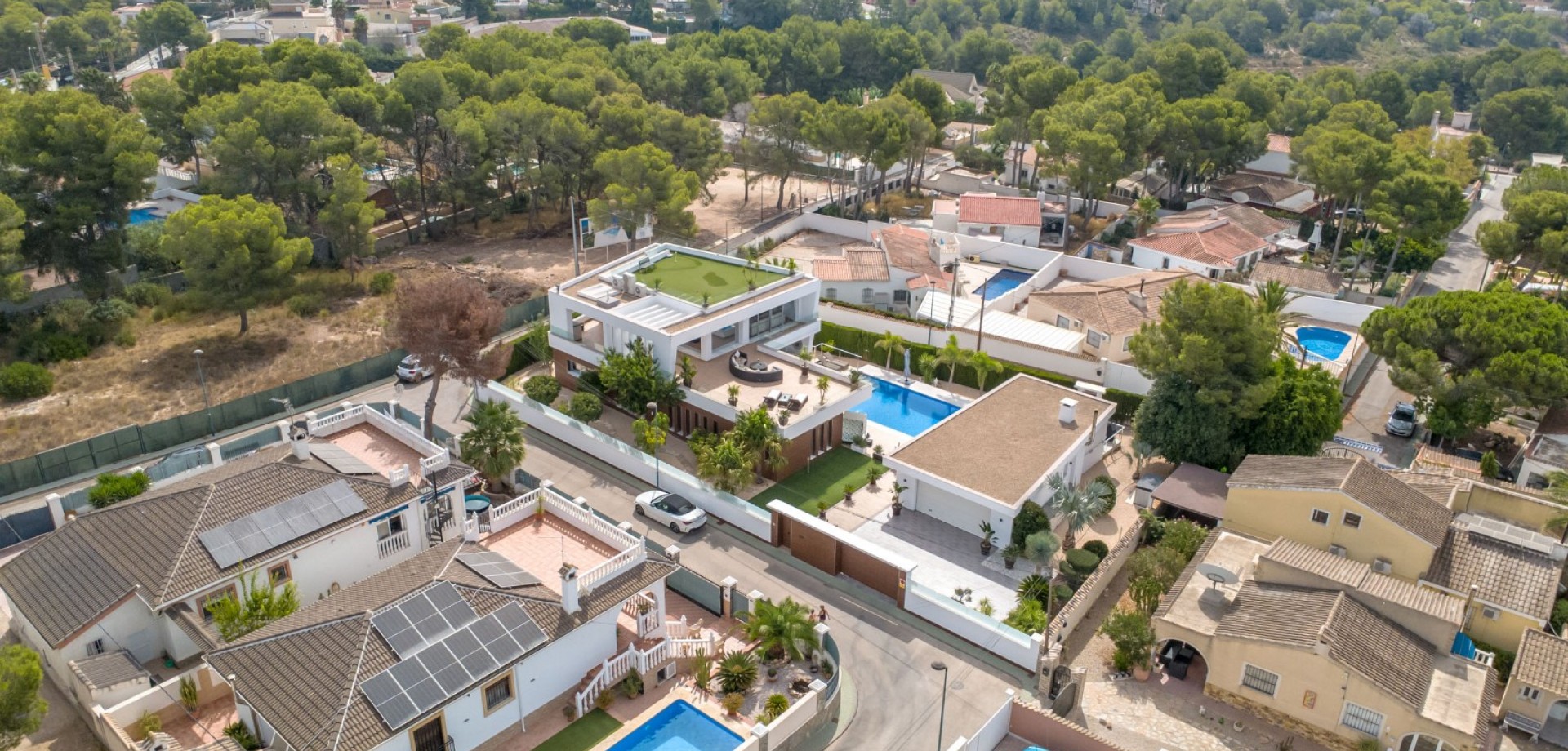 Villa for sale in Pinar De Campoverde, Alicante, Spain
