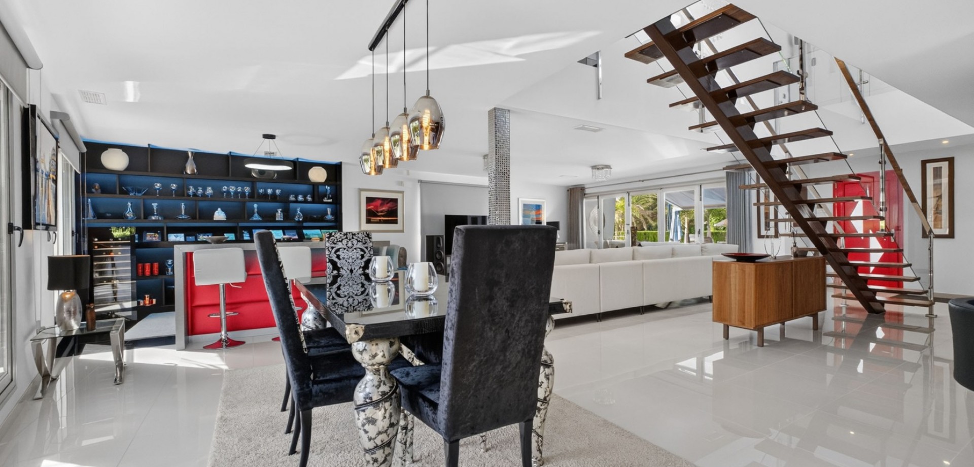 Villa for sale in Pinar De Campoverde, Alicante, Spain