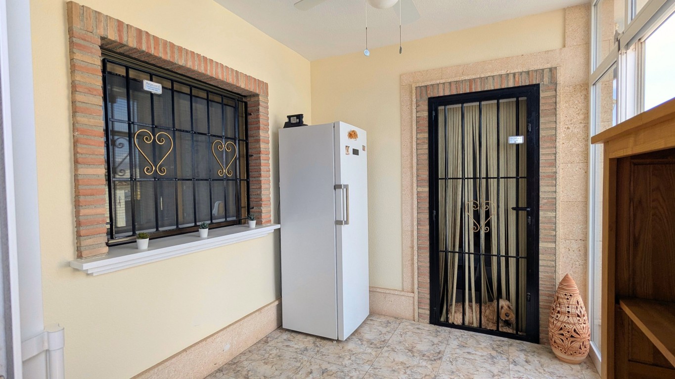 Villa for sale in Bigastro, Alicante, Spain
