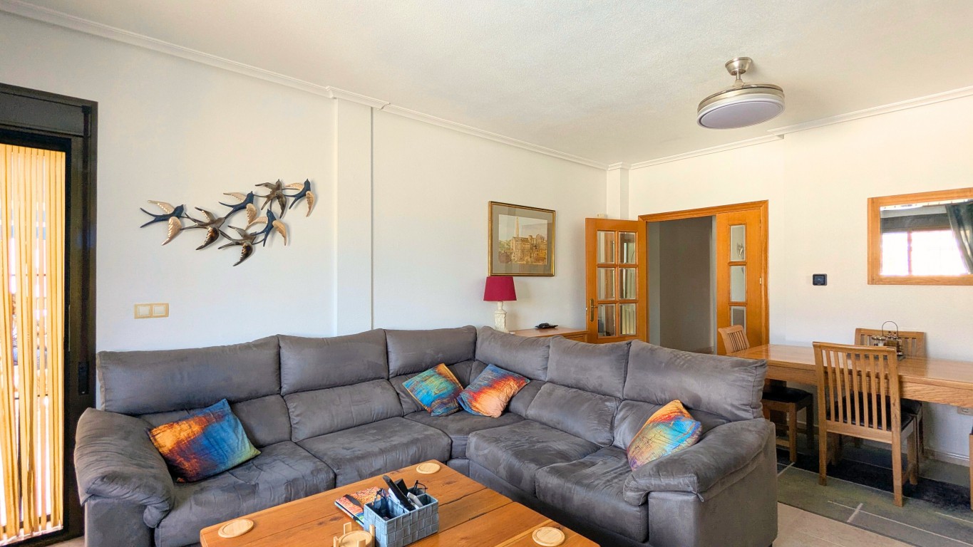 Villa for sale in Bigastro, Alicante, Spain