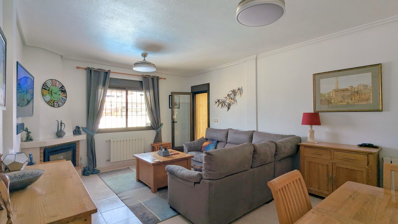 Villa for sale in Bigastro, Alicante, Spain