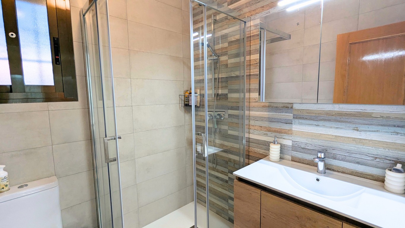 Villa for sale in Bigastro, Alicante, Spain