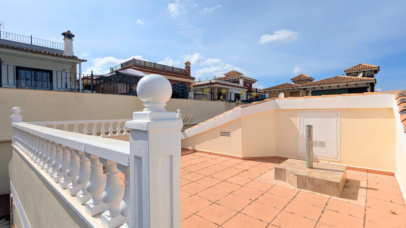 Villa for sale in Bigastro, Alicante, Spain