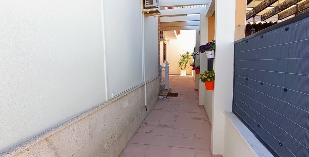 Villa for sale in Bigastro, Alicante, Spain