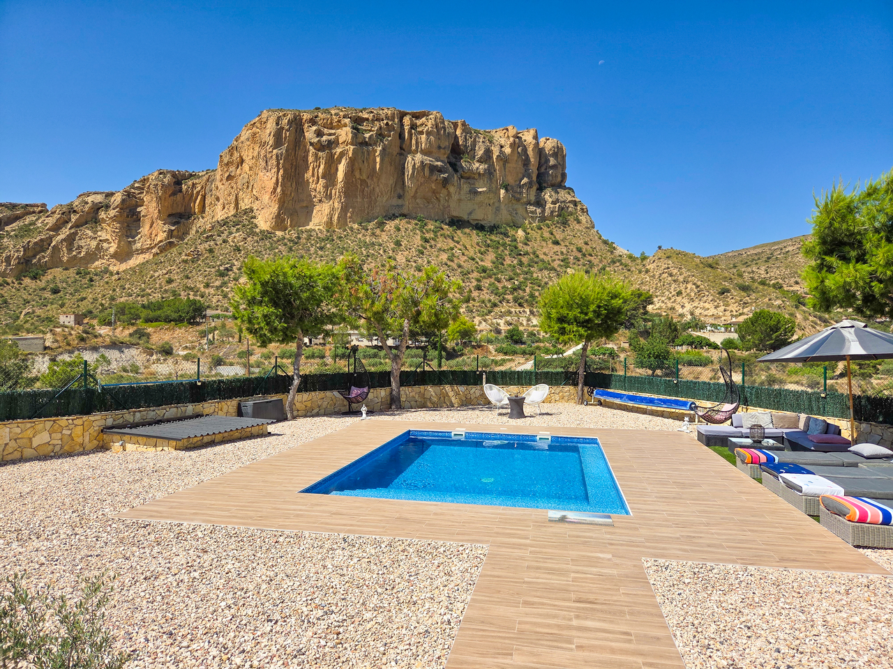 Villa en venta en Crevillent