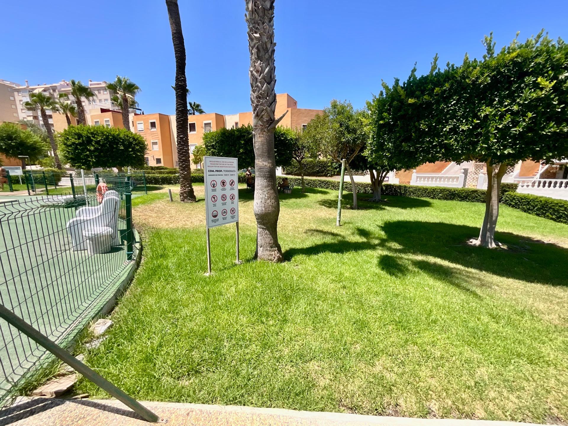 Bungalow for sale in Torrevieja, Alicante, Spain