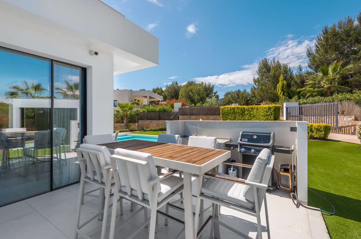 Villa for sale in Las Colinas Golf, Alicante, Spain