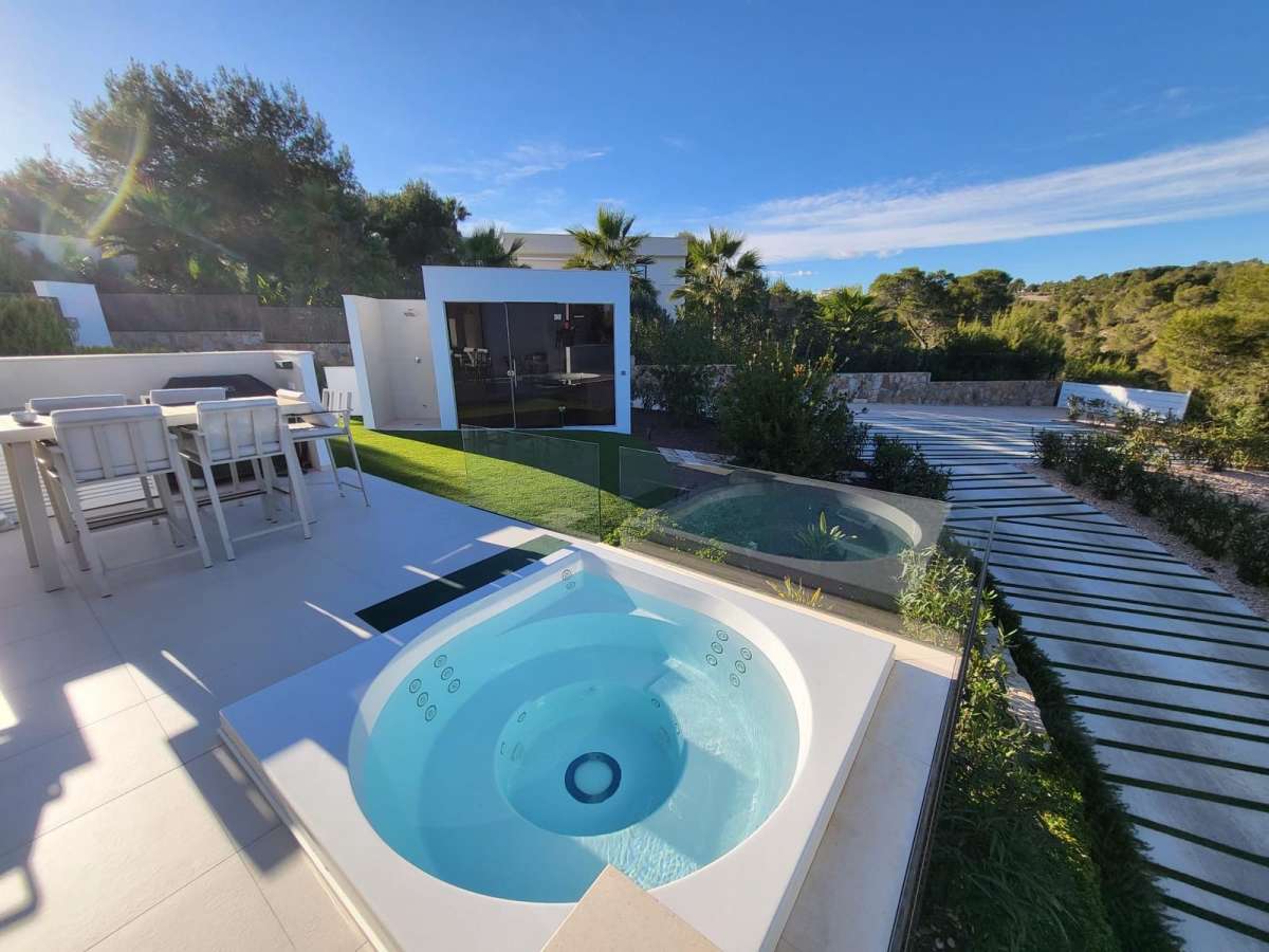Villa for sale in Las Colinas Golf, Alicante, Spain