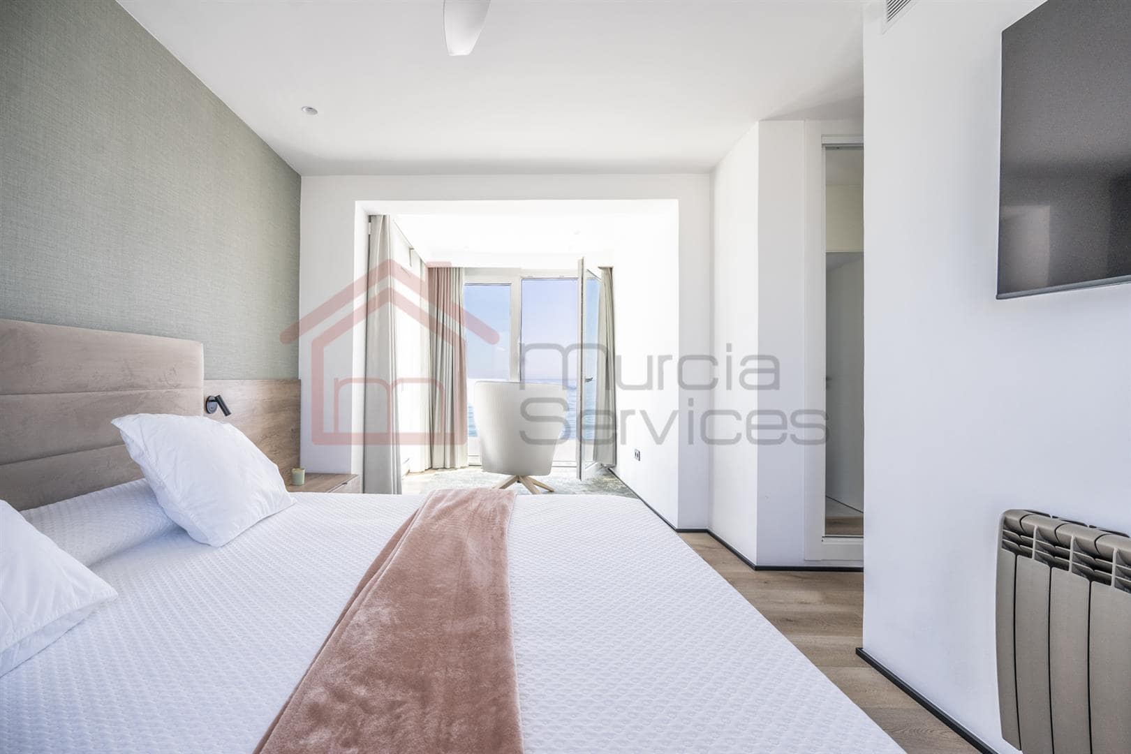 Villa en venta en La Manga Del Mar Menor