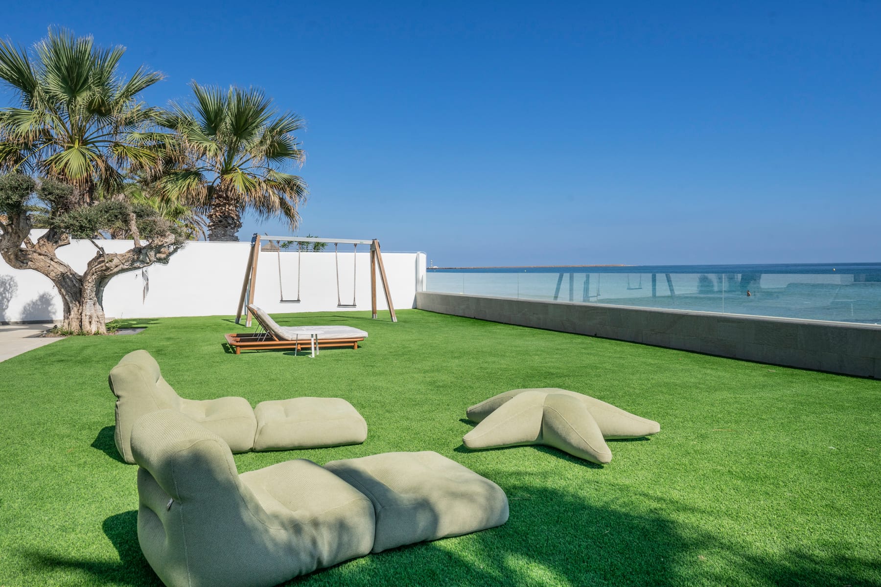 Villa en venta en La Manga Del Mar Menor