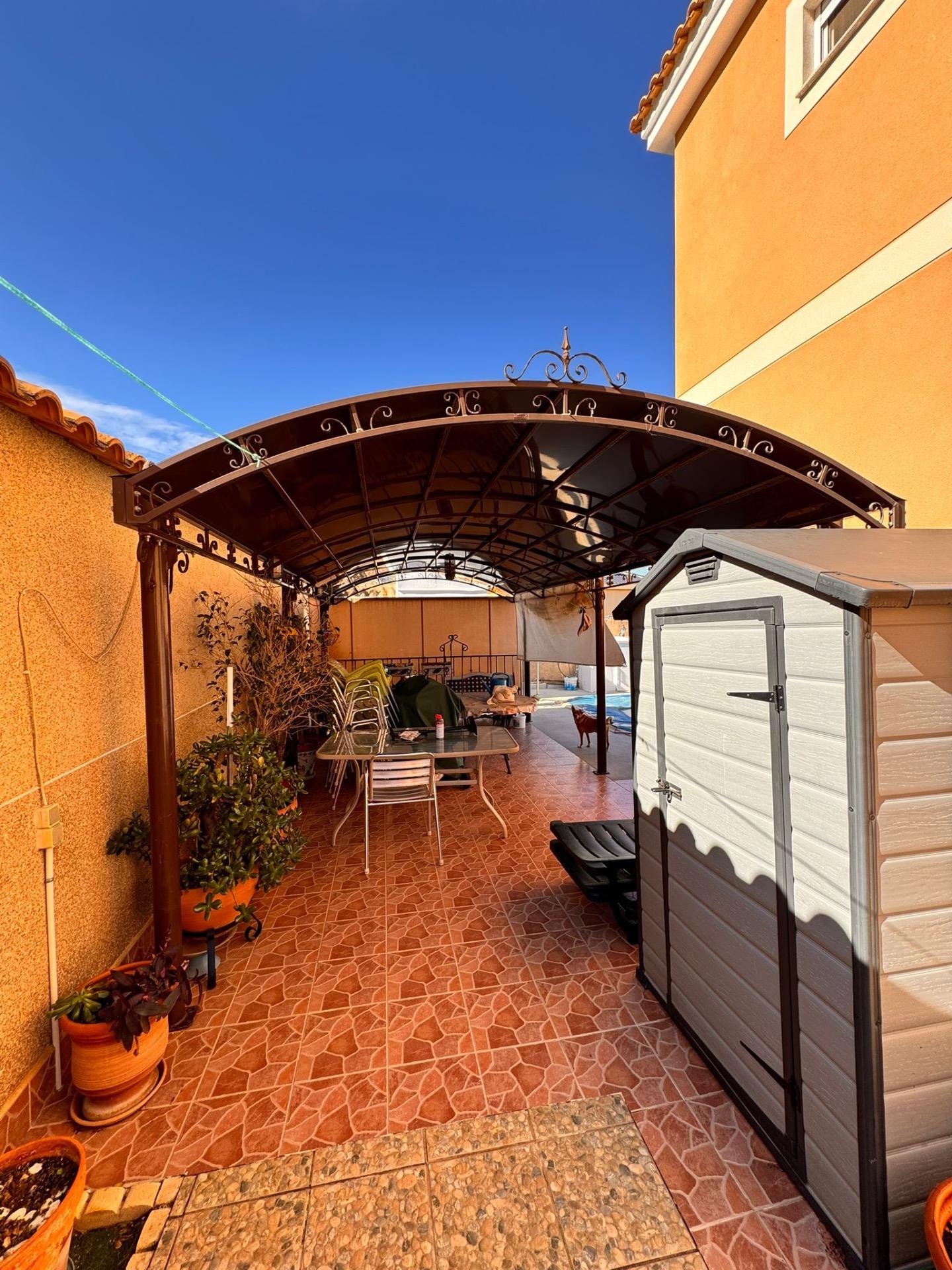 Villa en venta en Cox