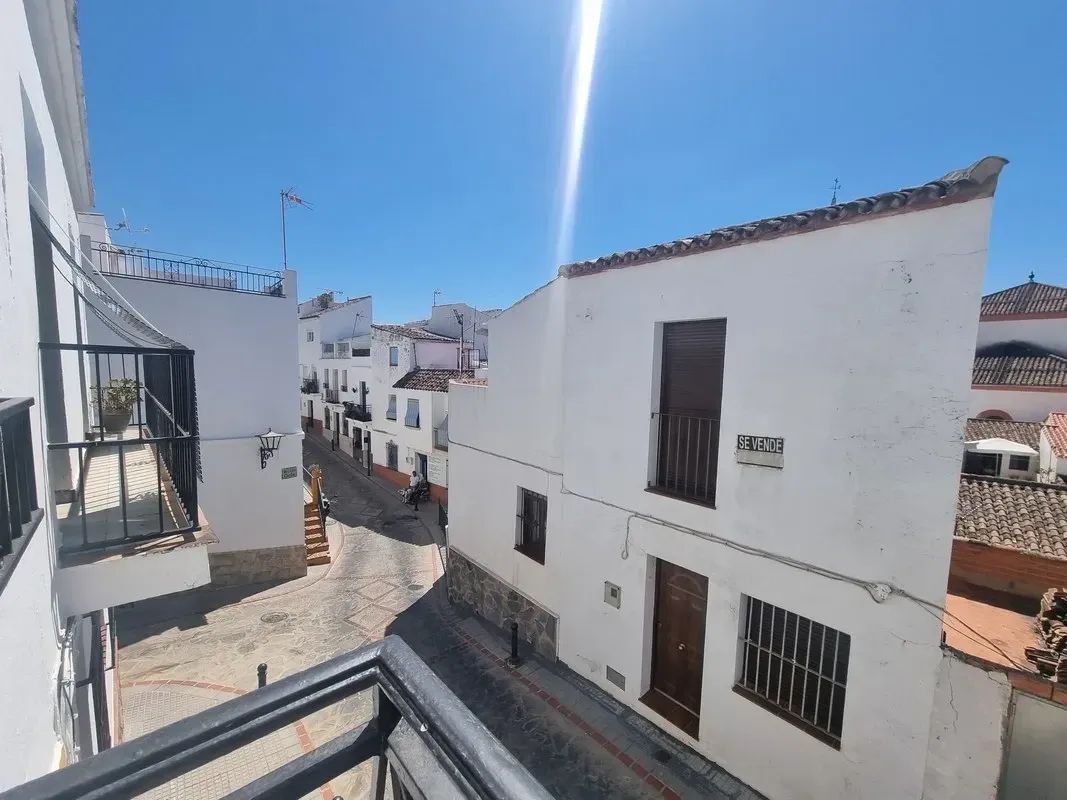 Semi Detached Penthouse for sale in Cortes De La Frontera, Málaga, Spain