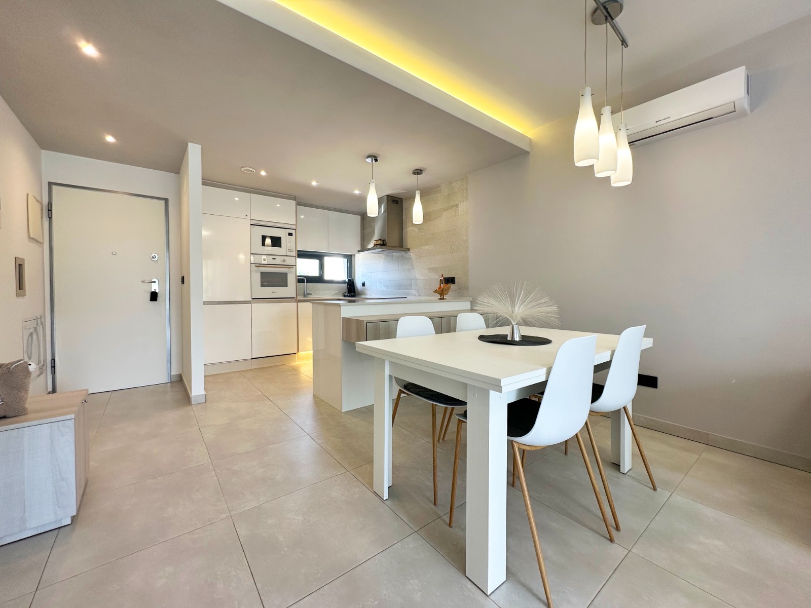 Penthouse for sale in Guardamar Del Segura, Alicante, Spain