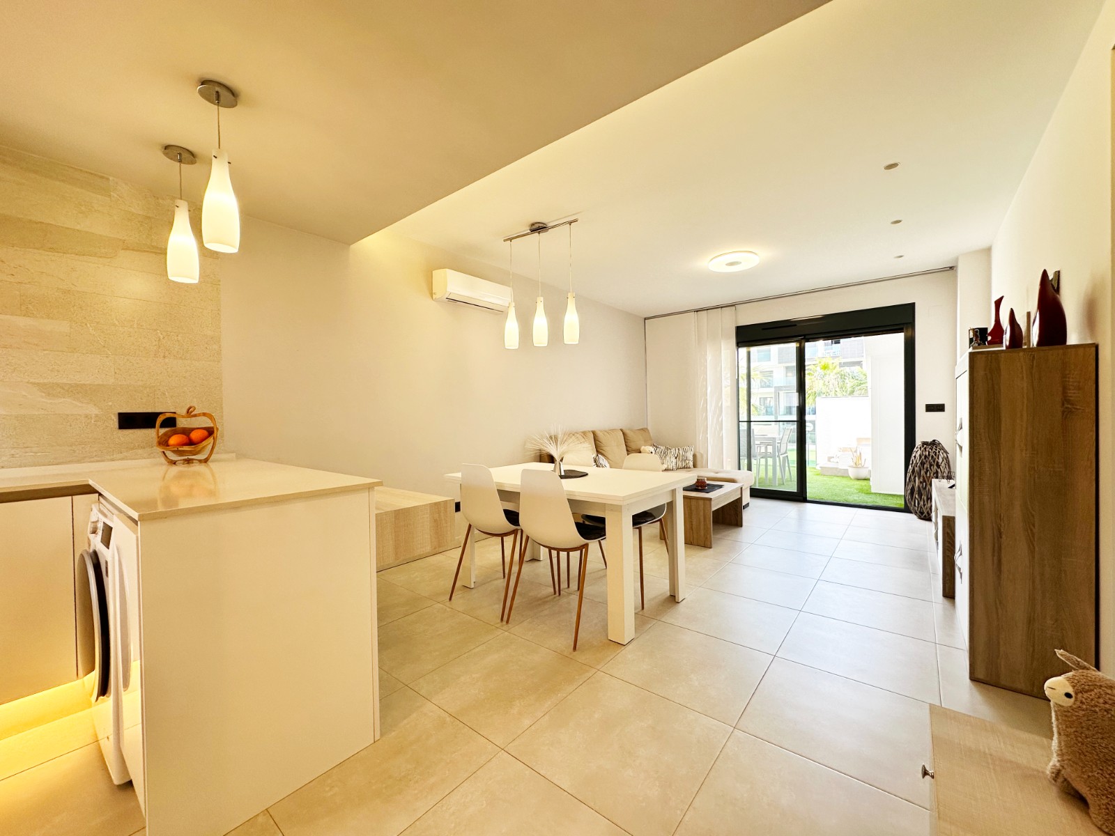 Penthouse for sale in Guardamar Del Segura, Alicante, Spain