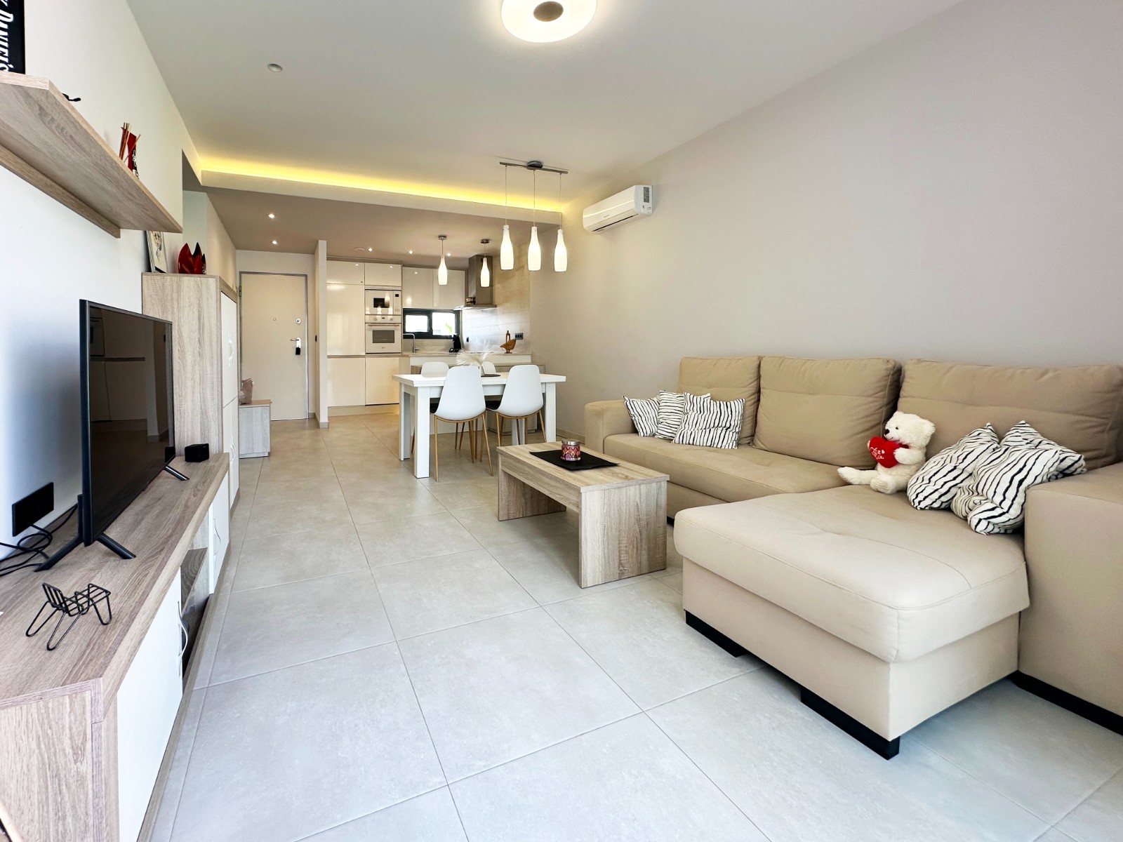 Penthouse for sale in Guardamar Del Segura, Alicante, Spain
