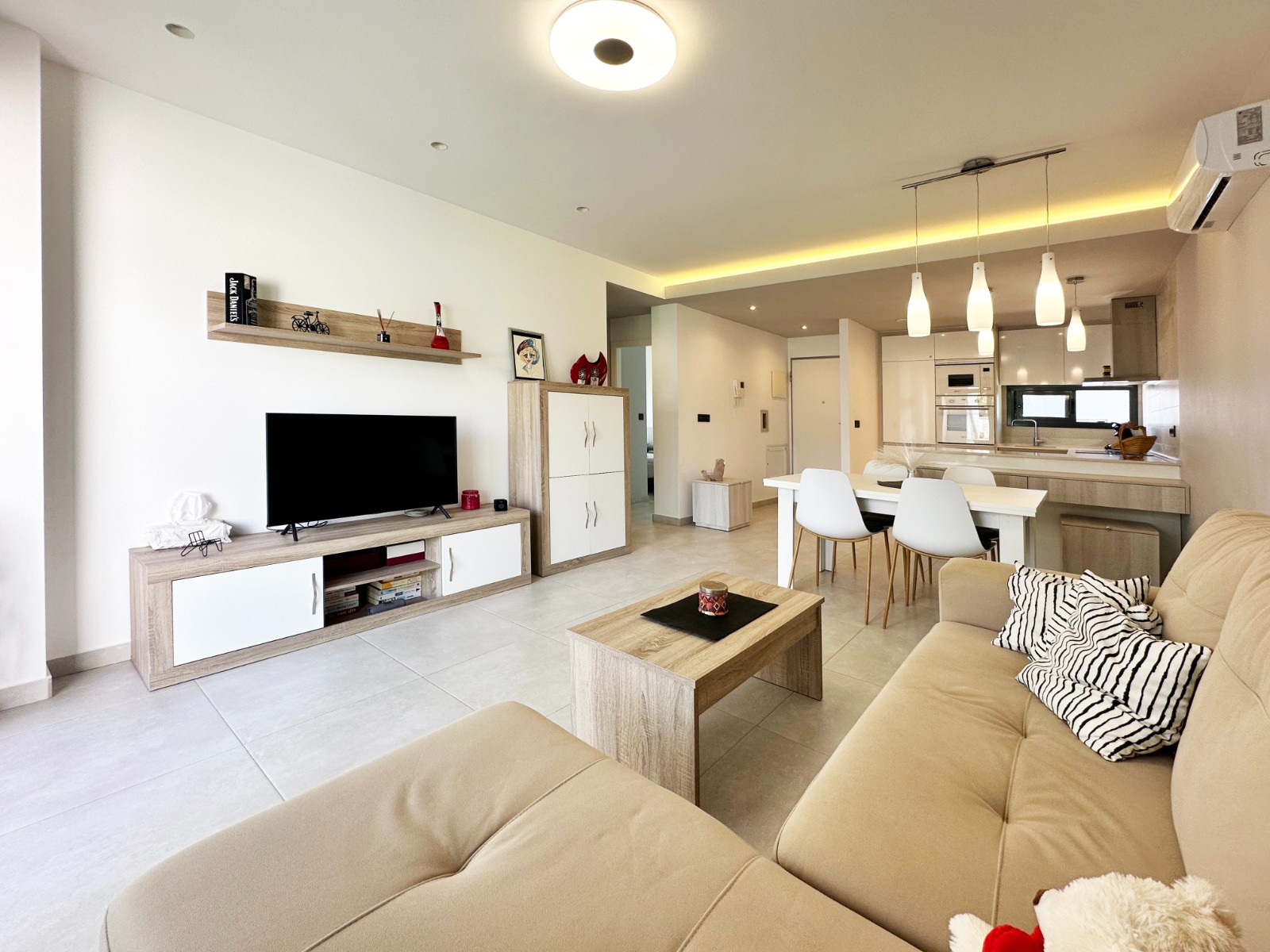 Penthouse for sale in Guardamar Del Segura, Alicante, Spain