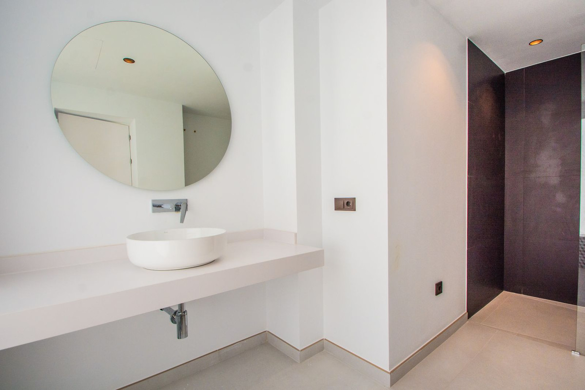 Villa for sale in La Mairena, Málaga, Spain