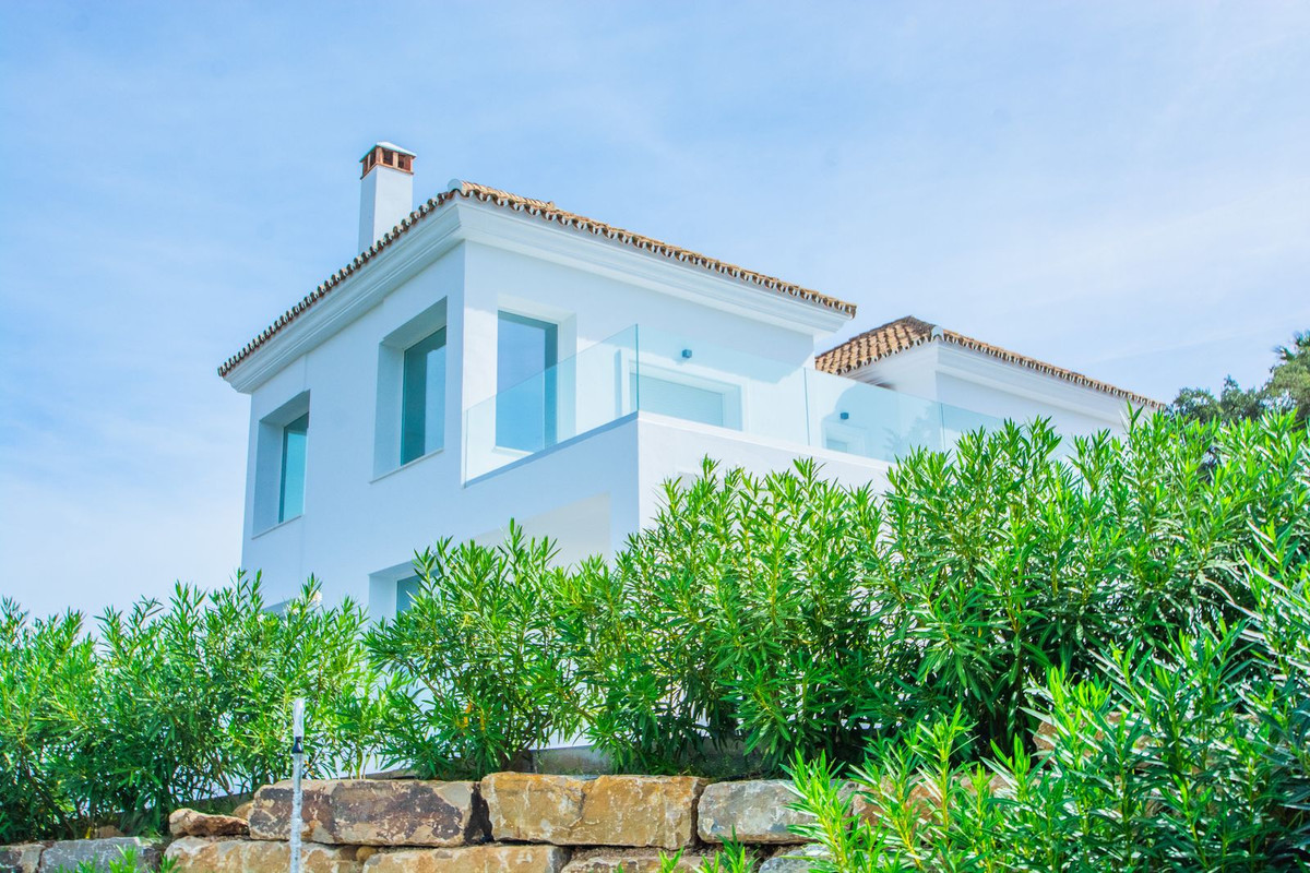 Villa for sale in La Mairena, Málaga, Spain
