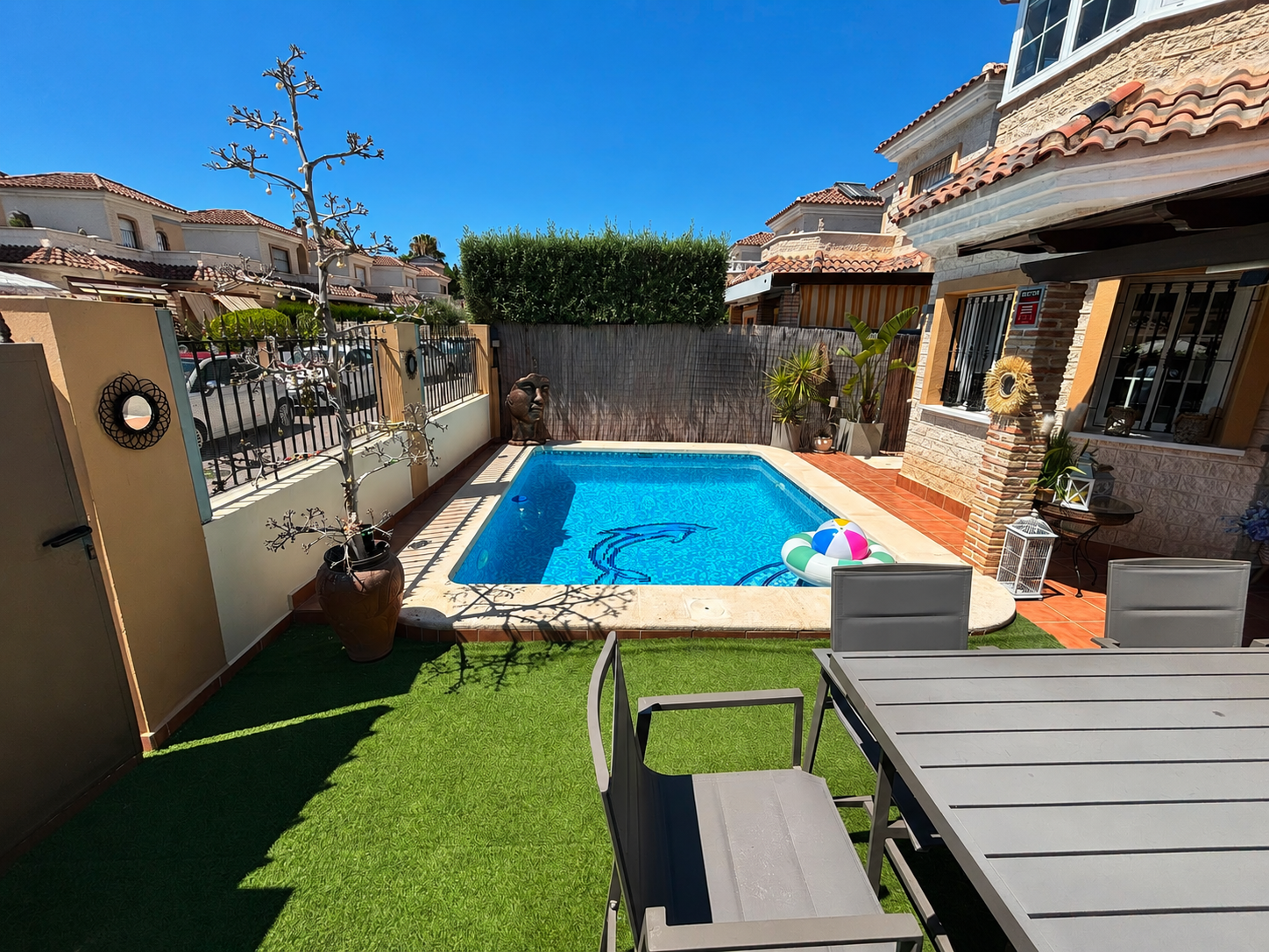 Villa for sale in El Raso, Alicante, Spain
