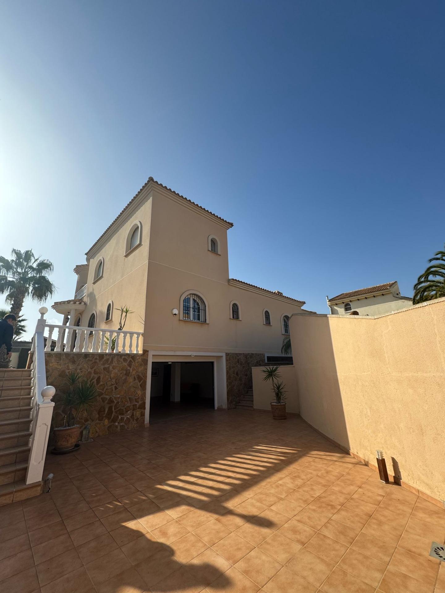 Villa for sale in Orihuela Costa, Alicante, Spain