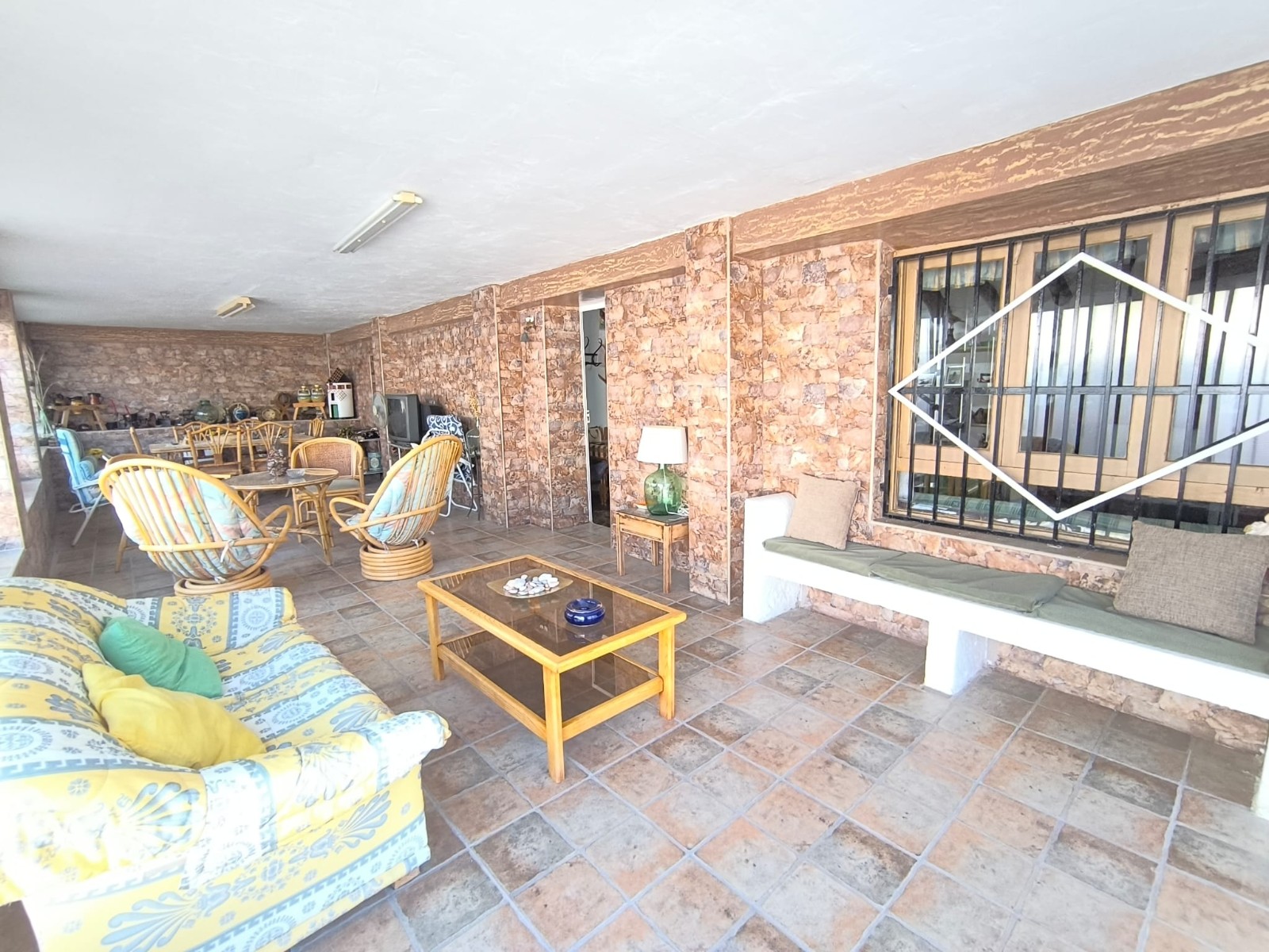 Commercial Property for sale in Monóvarmonóver, Alicante, Spain